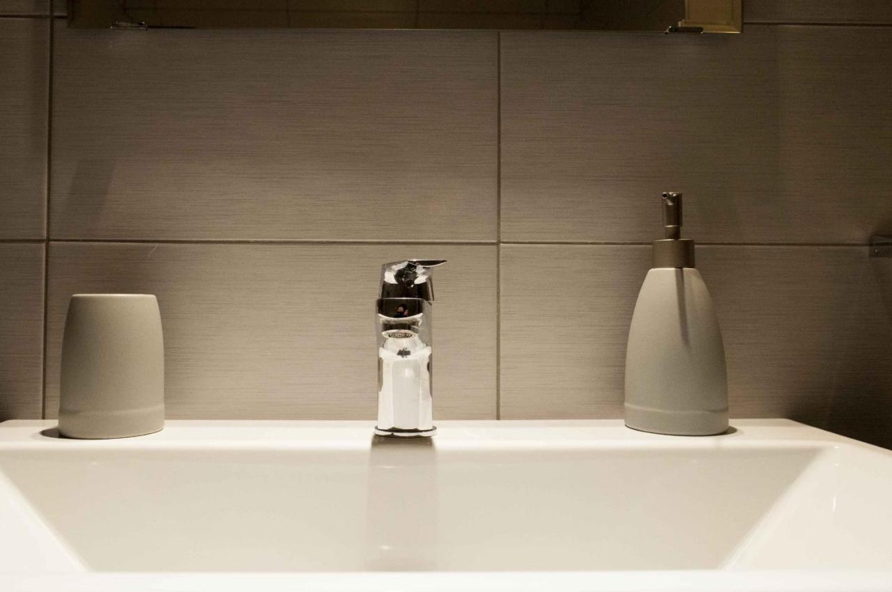 Via De' Falegnami 6 Apartment By Wonderful Italy โบโลญญา ภายนอก รูปภาพ